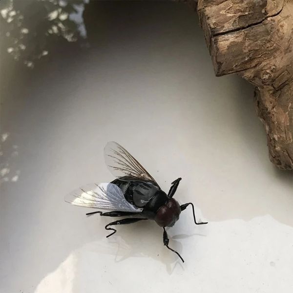 Simulation Fly Fridge Magnet 3D Insect Shape Refrigerator Magnetic Sticker Tricky Funny Home Kitchen Decorations Dropship 241228