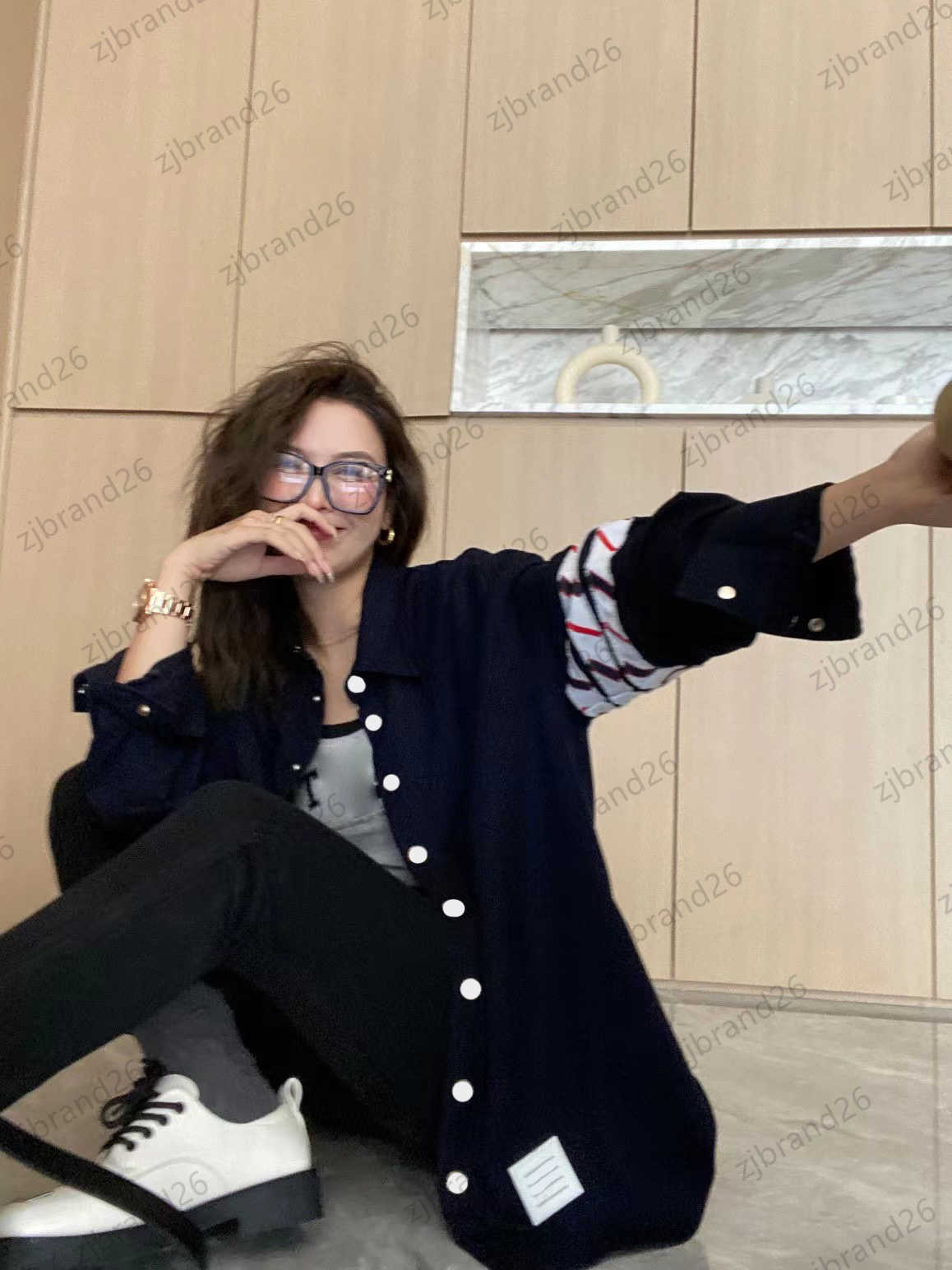 Fashion Womens Blouses Single-breasted Metal Button Lapel Pocket Shirts Loose Casual Long Sleeve Stripes Blouse Senior Sense Commute Women Tops 2 Co