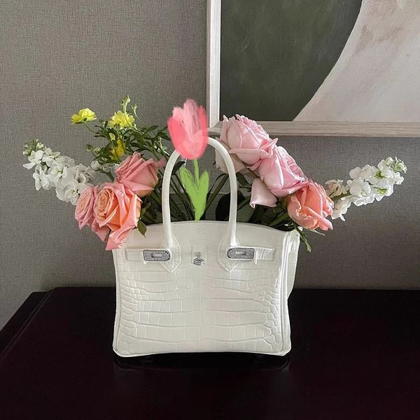 Creative handbag n vase living room desktop Ikebana vase aesthetics interior decoration floral vase elegant home decoration 241204