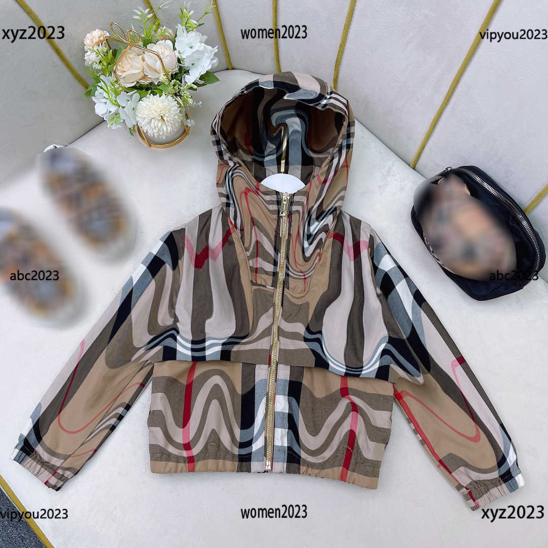 Kids Coats Child Hooded zipper jacket Fashion design Baby Outwear Splice thread small stand collar Spring new product