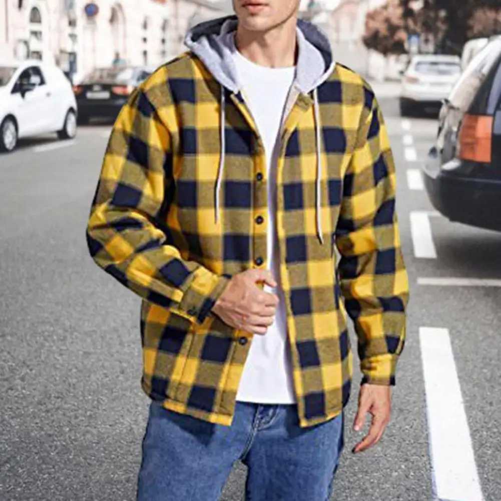 Men Jacket Coat Loose Fit Jacket Men Autumn Coat Stylish Men Plaid Pattern Coat Fleece Lined Hooded Cardigan Thickened Outerwear M240921