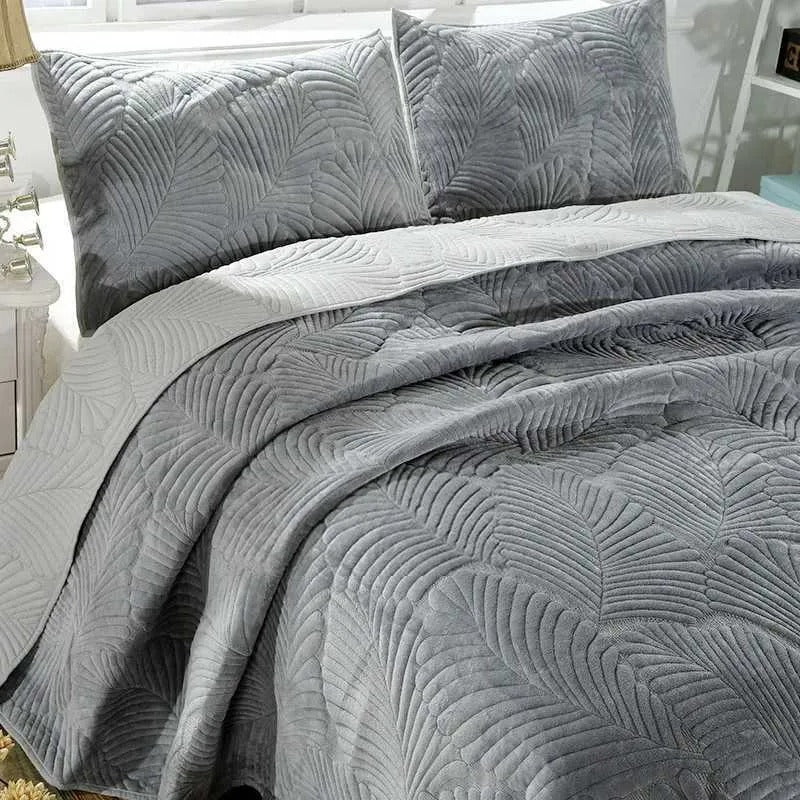 Solid Embroidered Bedspread Quilt Set 3pcs Quilted Bedding Cotton Quilts Bed Covers Pillowcase Blanket King Queen Size Coverlets 252033 VVV