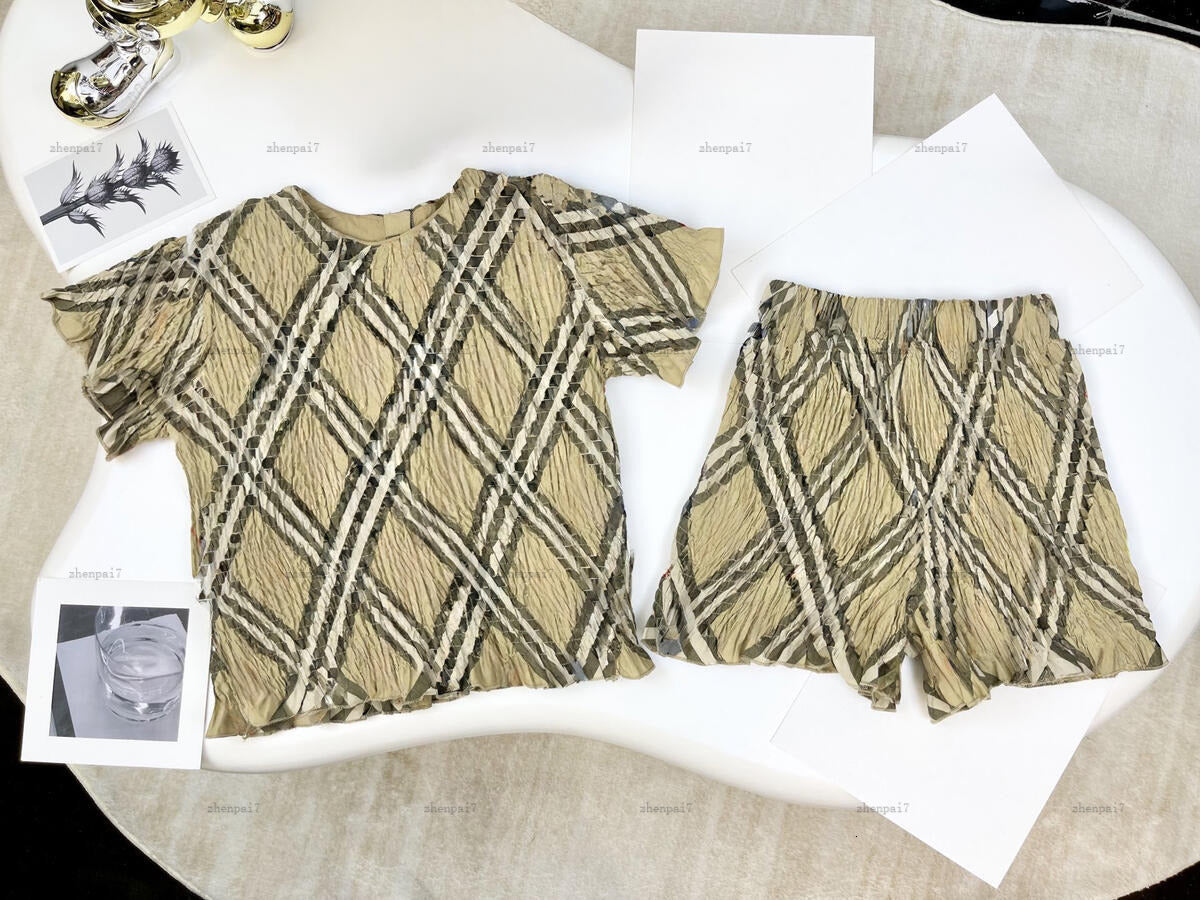 Top girls T-shirt set Ruffled design child two-piece baby tracksuits kids designer clothes Summer T-shirt and shorts A156X05N150