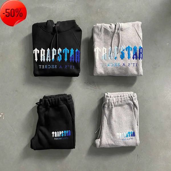 2024 Men&#039;s Tracksuits Men Designer Trapstar Activewear Hoodie Chenille Set Ice Flavours 2.0 Edition 1to1 Top Quality Embroidered Size X