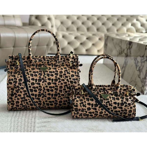 Shoulder Bag Women Designer Totes Bag Soft Lux Leopard Print Burgundy Suede Brown Leather Handbag Casual Men Briefcase New Tote