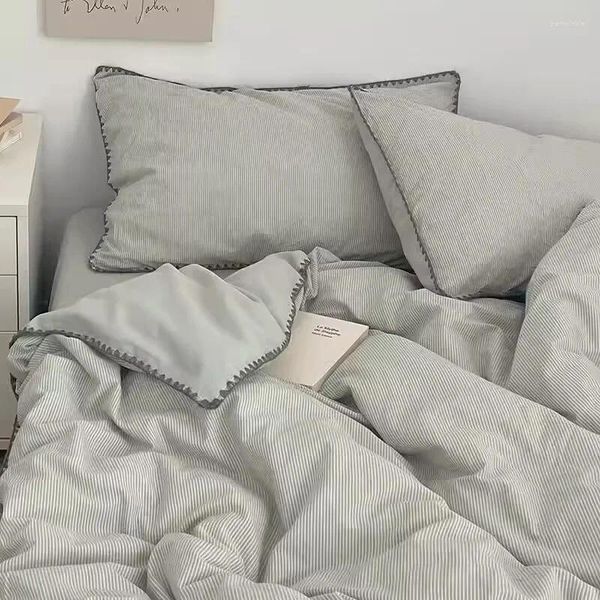 Bedding Sets Shell Edge Washed Cotton Four-piece Set Simple Quilt Cover Single Student Dormitory Bed Sheet Three-piece