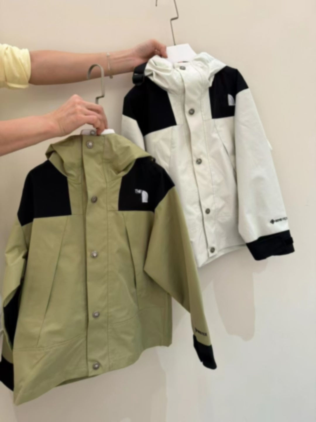 hoodies kids jacket kid hooded designer baby clothes Autumn winter Outdoor clothing streetwear warm wind resistant handsome girl boy school jackets