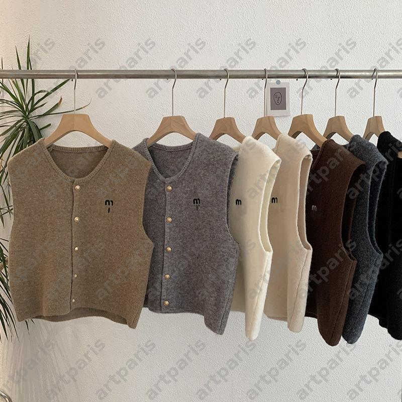 Luxury Design Crew Neck Sweater Vest Womens Knitted Cardigan Vest Solid Color Outerwear Sleeveless Top -8 Vintage Ladies Tank Tops Embroidery Tanks