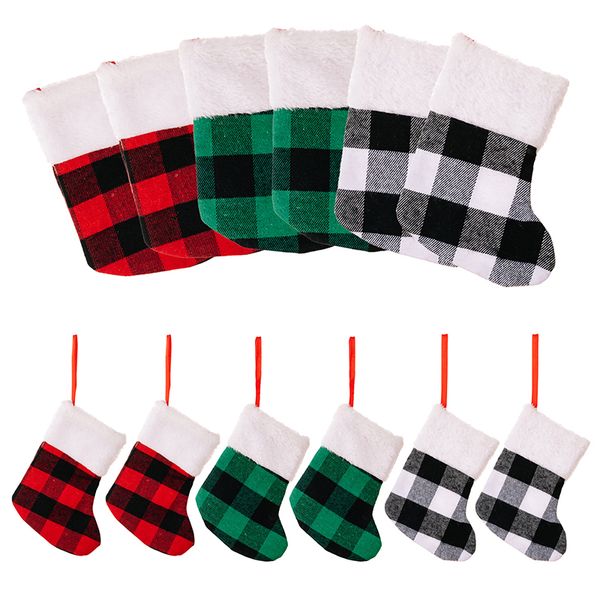Classic Buffalo Plaid Christmas Stockings Family Xmas Tree Decoration Fireplace Hanging Ornament Santa Candy Gift Bag Flatware Cover Holiday