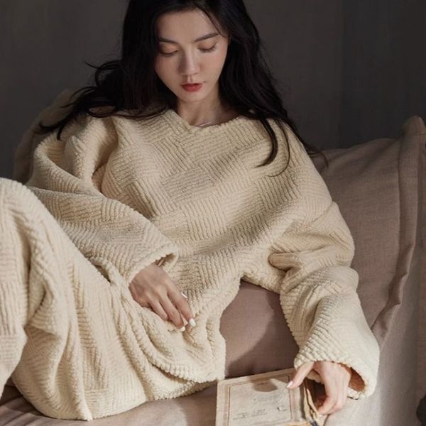 2023 Winter New Sleepwear Women&#039;s Coral Plush Loungewear Thickened Warm Loose Homewear Fur Flannel Round Collar Nightwear Set