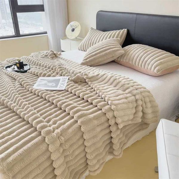 New Imitation Rabbit Plush Autumn Winter Warm Blanket and case or Only Blankets Soft Warmth Throw Blanket for Sofa LoungerC241107