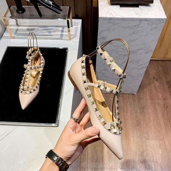 Slingback heels Designer Heels Flats Luxury riveted leather T-Strap Fashion Ankle strap Casual Dress Shoes Leather women&#039;s wedding shoe