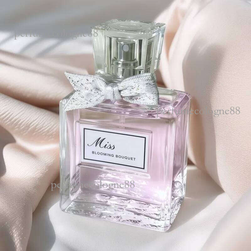 high quality Brand original man women perfumes 100ml fragrance good smell long brand ladygirl Perfumes body mist spray fast ship perfume cologne