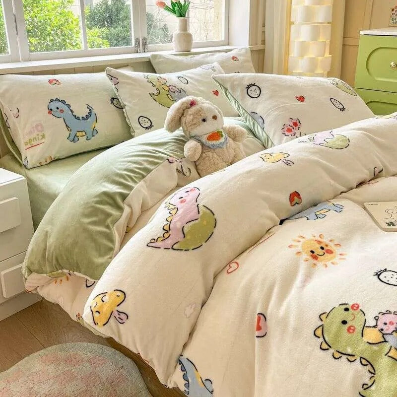 WWQ Seasonally Comfortable Plush Flannel Bedding for Cozy Sleep