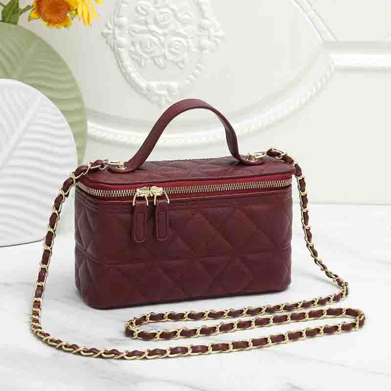 9A Womens Vanity Box Designer Cosmetic Bags Top Handle Tote Quilted Matelasse Chain Crossbody Shoulder Handbag Cosmetic Caid Lipstick Holder Mini Cr