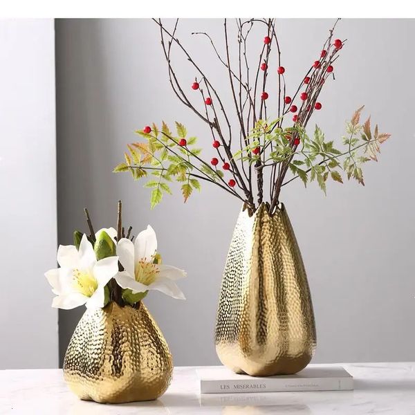 Ceramic vase with golden texture flower bud arrangement accessories modern home decoration desktop decoration 241204