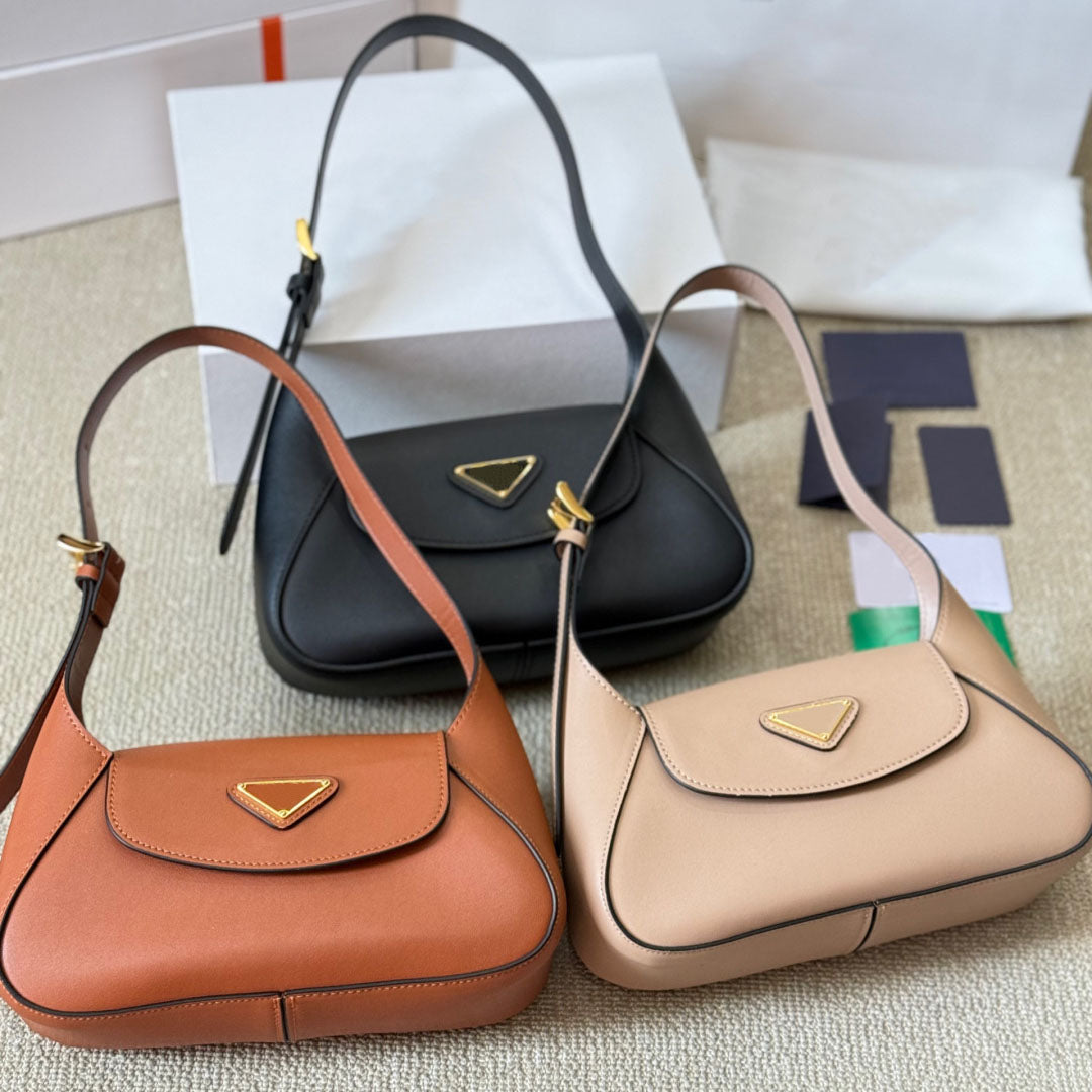 Designer bag fashionable casual small square bag new work commuting armpit bag high-quality women&#039;s outdoor high shoulder bag versatile handbag