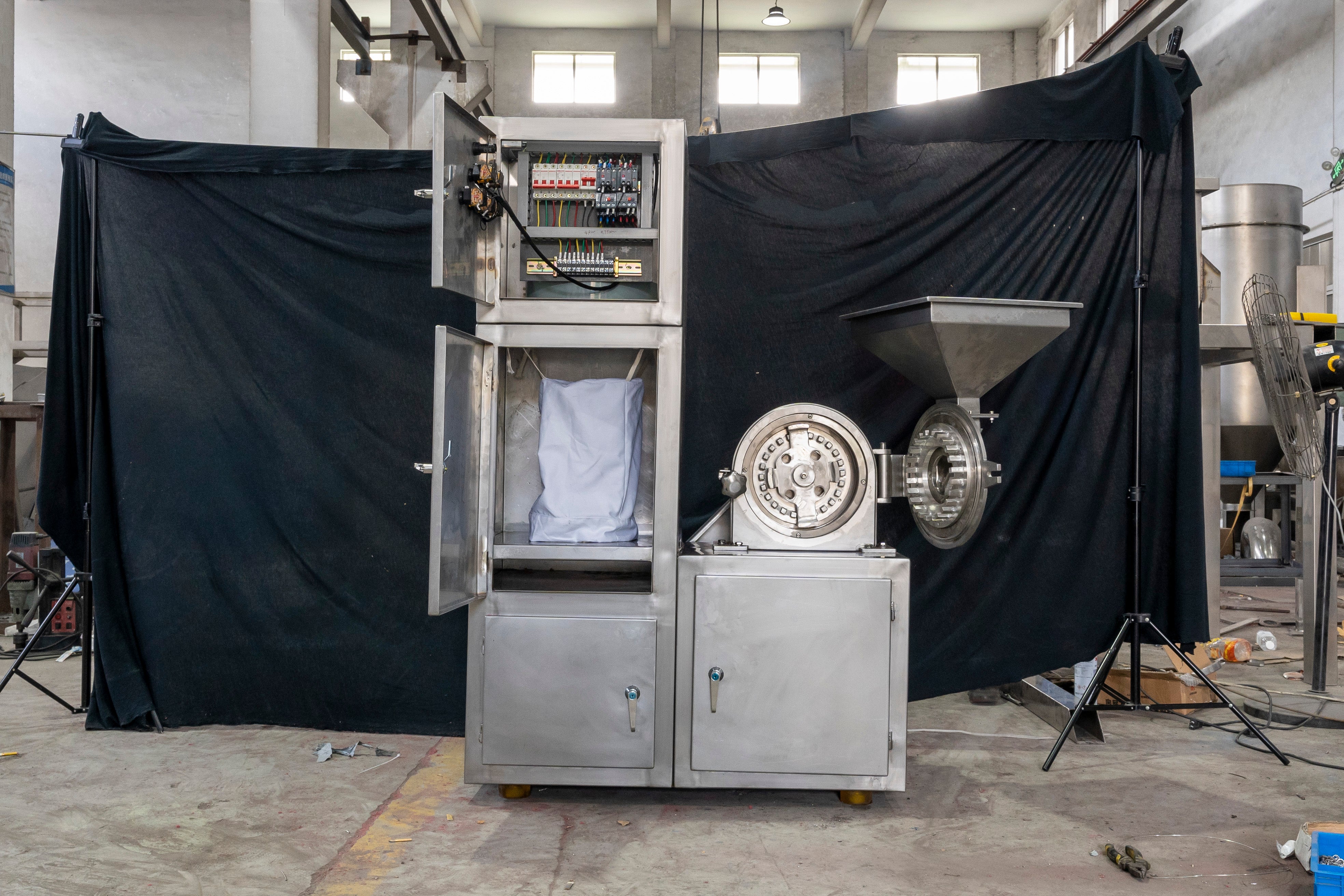 Industrial Food Ultrafine Powder Impact Grinding Pin Disc Mill Pulverizer for Garlic Turmeric Cassava Salt Soybean Herbal Plant and Spices