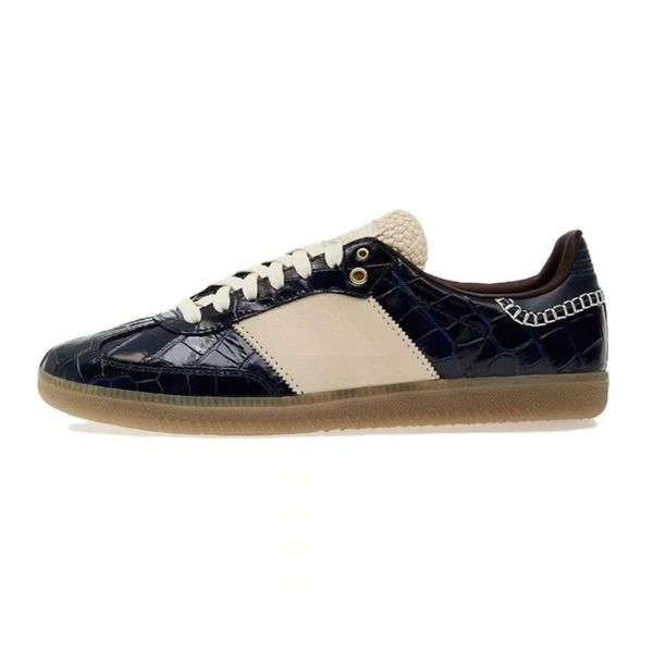 Sapatos de designer casual retro Casual Crocodilo Patente Couro Mulheres Plataforma Tênis Goma A Outdoor Flat Sports Trainer Shoes