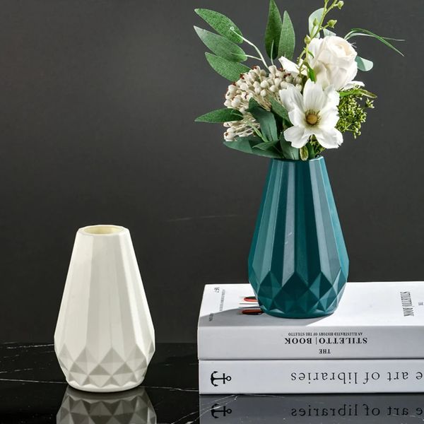 Diamond Shaped Flower Vase Fashion Ceramic Plastic Pot Nordic Style Modern Arrangement Living Room 241203