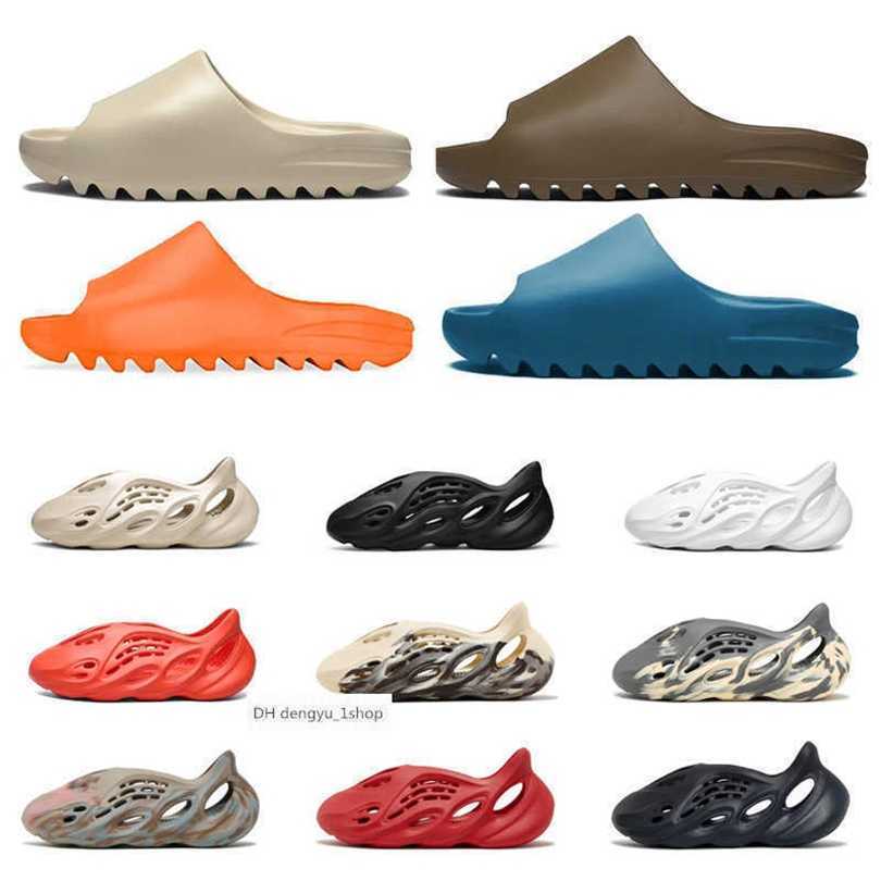 shoes 2022 Foam Slides Bone Desert Sand Earth Brown Cream Clay Resin Ararat Men Women EVA Slippers Comfortable Beach Designer Sandals yezzies&#039;&