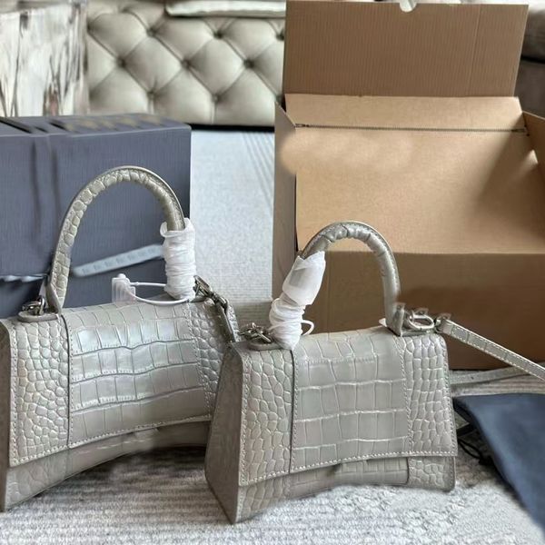 designer bag shoulder bag tote bag crossbody bag mini bag suede bag luxury bag bags designer momen bag clutch bag designer purse puzzle bag
