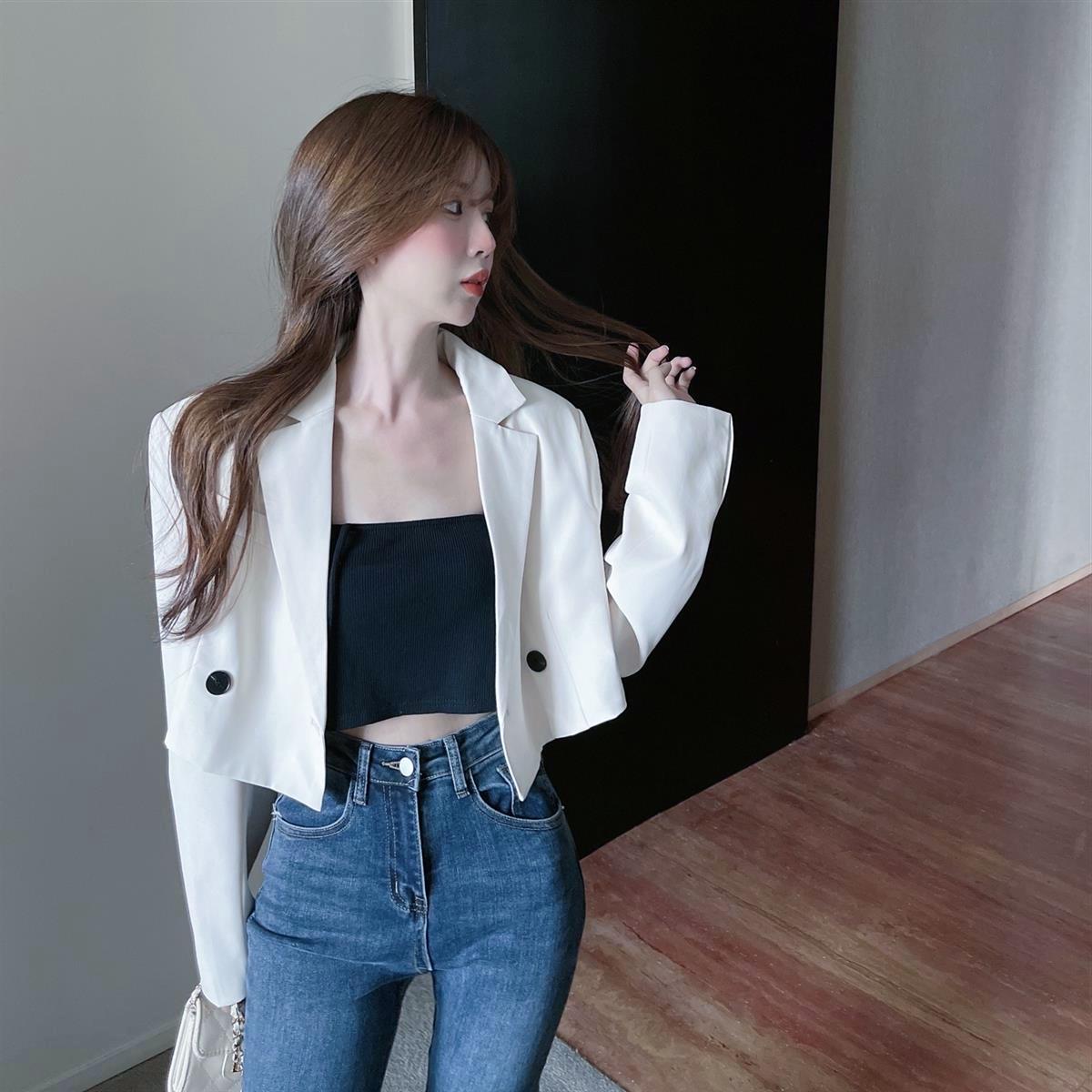 H330Chic Women&#039;s Blouses for Students - Trendy Short Suit Tops Ideal for Spring and Fall Seasons