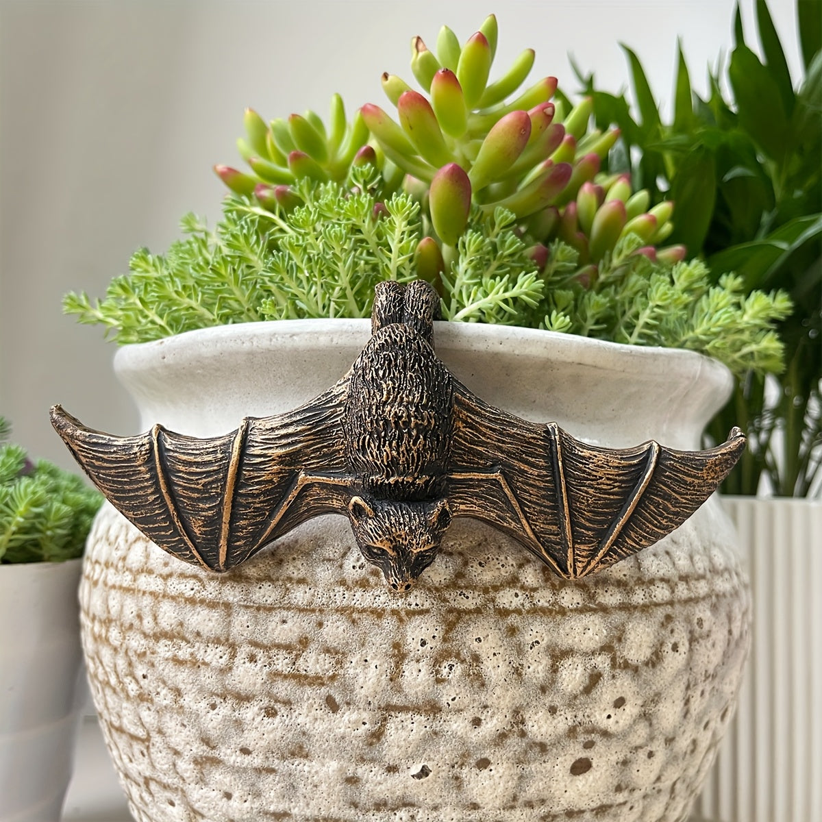 TEMU 1pc Resin Bronze Bat Wing Planter Hanging Decor - Rustic Halloween Garden Accent, Animal-themed Flower Pot Companion With , Indoor Or Outdoor