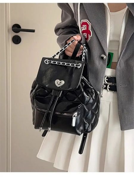 Diamond grid heart lock fashion chain fashion handbag drawstring backpack casual edition backpack spicy Y2K backpack 241018