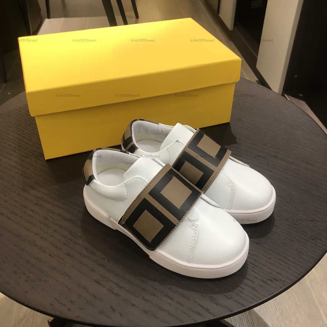 Classics Child Sneakers designer kids shoes Size 26-35 Box protection Multi-color option letter printing baby casual shoes A432X12N111