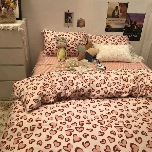 2024 Fashion Bedding Sets Leopard Pattern Bed Linens Sheet Duvet Cover Single Double Queen King Quilt Covers Sets BedclothesC250111