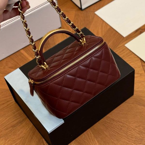 Designer bag Makeup Bag Crossbody Bag Vanity With Metal Letter Handle Chain quality leather Crossbody Bag saddle bag luxurys Handbagsl Zippe