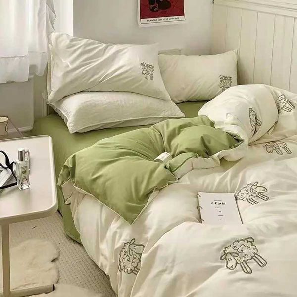 Korean Style Cartoon Sheep Bedding Set Girls Kids Twin Full Queen Size Bed Flat Sheet Duvet Cover Pillowcases Bed Linen KawaiiC241218