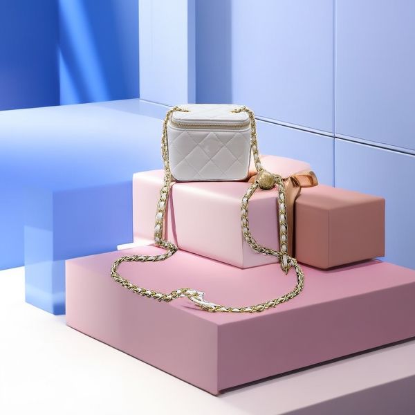 CC Bag Luxury Brand Cosmetic Bags saddle bag Women Crossbody Makeup Bag PU Leather Classic Clutch Purse White Handbags Pink Card Holders