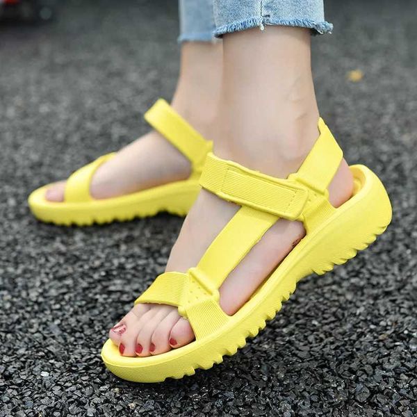 Womens Sandals Fashion Trend Anti slip Wear resistant Lightweight EVA Womens Flat Shoes Outdoor Womens Beach Shoes Y241025
