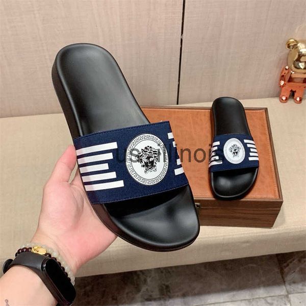 Slippers Vietnam Nigeria High quality Flat Slippers 2023 Trendy Brand Fashionable Outerwear Soft Bottom Mens One line Drag J241227