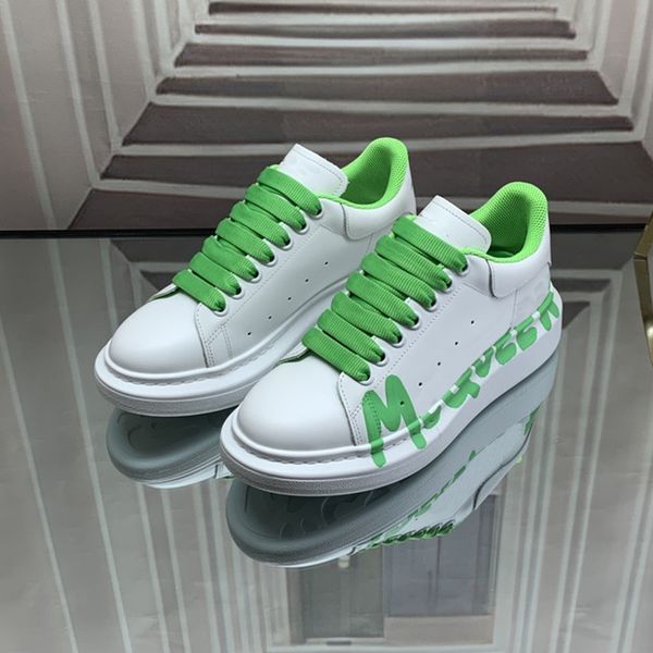 Sapato mcquuens com caixa mcqueenshoes designer sapatos casuais sigilos de couro de marinho de lacas de laço-de-pecada homens tênis white ve