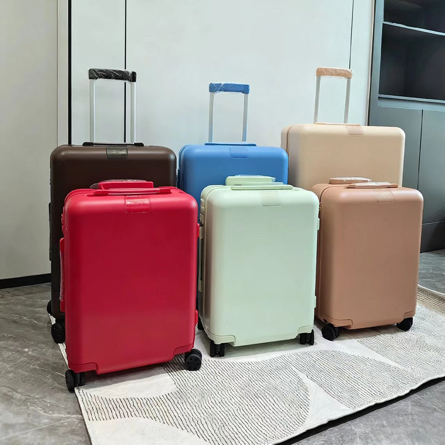 Cabin Designer Suitcase Cabin Size Polycarbonate Rolling Surface Reinforced Corners Silent Wheels Included Spacious Capacity for Travel Boarding Bus