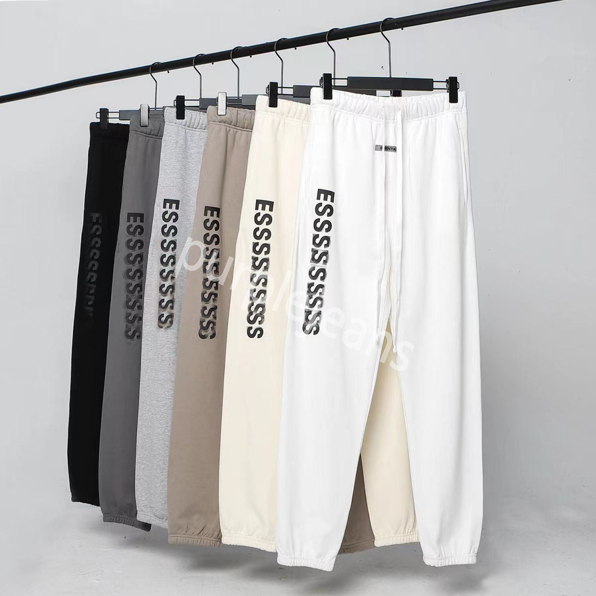 Short Mens Designer Pants ess clothing Pantoufle Solid Color Black and White Sweatpants for Men Women Jogger essen hoodie
