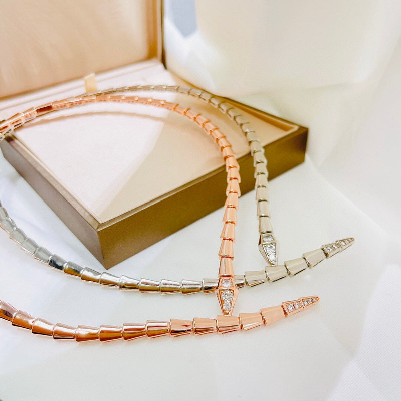 Designer Collection Style Dinner Party Chokers Necklace Head Tail Settings Diamond Plated Gold Color Snake Serpent Snakelike Thin Necklaces Pendants