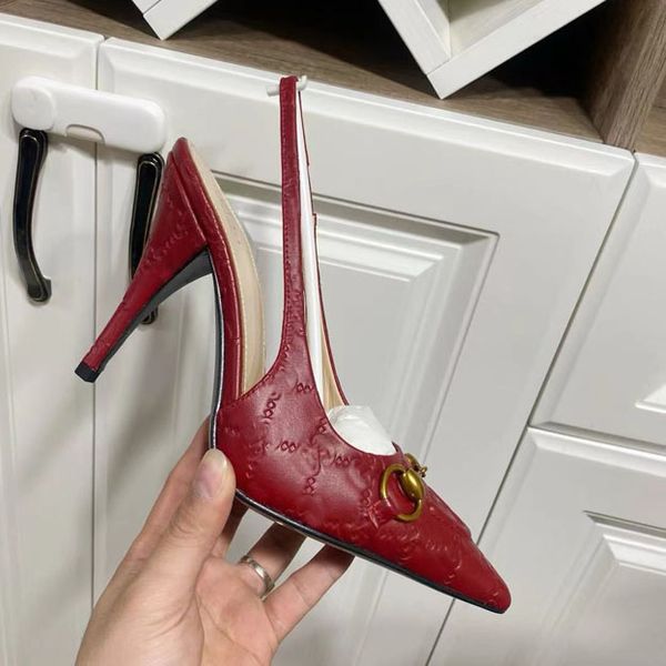 French high-quality formal sandals, fashionable new style, rear air travel strap chain, pointed thick heel sandals 34-43