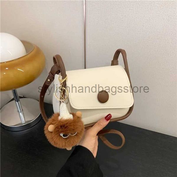 Cross Body Fasion Flip cover Soulder Bags Women Womens Subaxillary Bag Design Advanced Texture Armpit andbag Purses Saddle Bagstylishhandbag