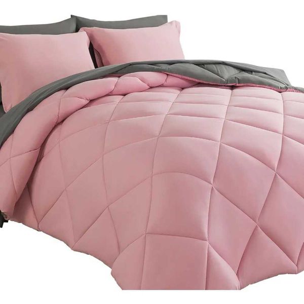 Comforter Sets 7pcs All Season Solid Down Bedding Sets with Comforter Shams Flat Sheet Fitted Sheet and cases X250203