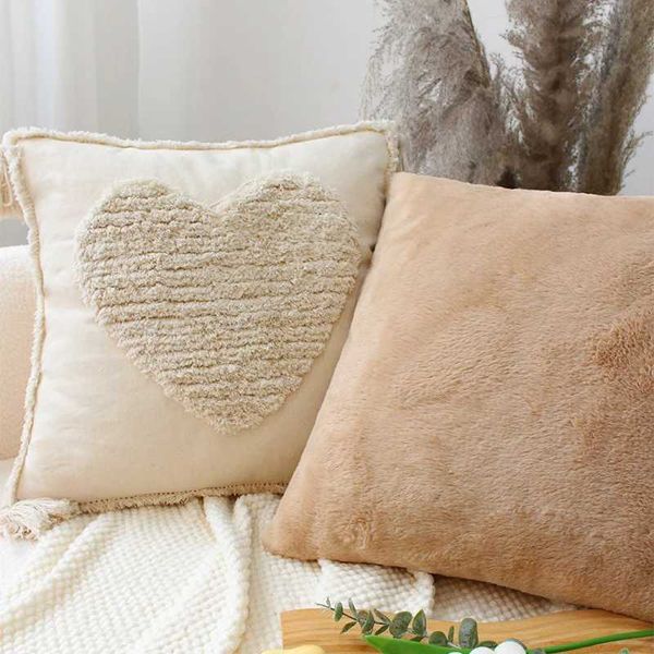 New Arrival Plucked soft cushion cover with Tassel decorative sofa throw cover living Ro decorative box Vntines Day Z241113