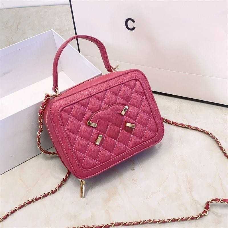designer Handbag C Bag Chain Shoulder Bag Personalized Temperament Crossbody Bag High Beauty Light Luxury Makeup Bag HPDC