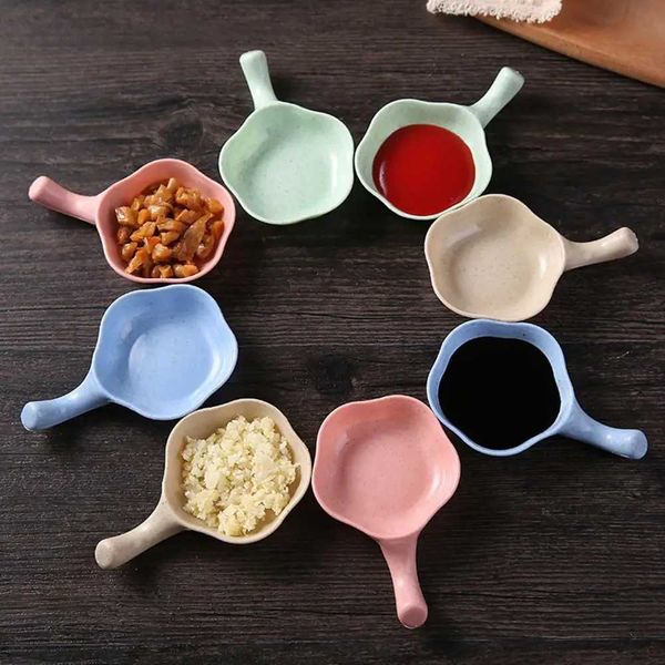 Practical Sauce Bowl Small Size Seasoning Plate Cute Easy to Clean Japanese Style Seasoning Dish Y240902