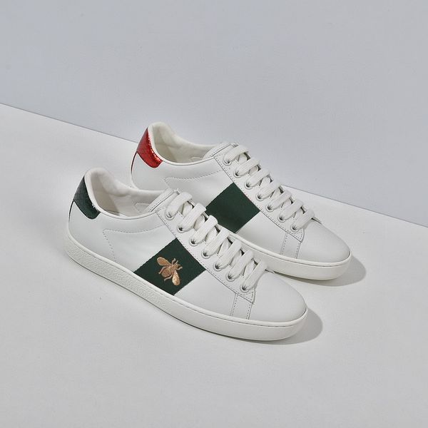 Designer Sneakers Oversized Casual Shoes White Black Leather Luxury Velvet Suede Womens Espadrilles Trainers women Flats Lace Up Platform W4