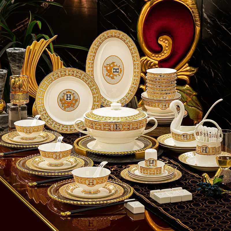 Bone China Dinnerware Sets Christmas Kitchen Gift Guests Porcelain Plates Set Wedding Party Dinner Set Dishes S2566