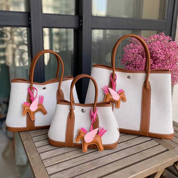 designer bag New fashion color contrast commuting garden bag simple large capacity Tote Bag wide shoulder strap Single Shoulder HandbagX2408
