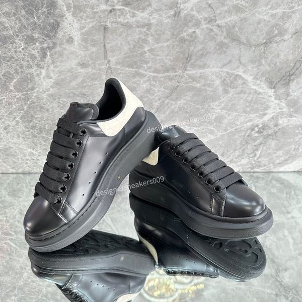 DS484 Design new men&#039;s flat bottomed height increasing casual shoes with lace up soft sole, breathable, comfortable, non slip, daily un